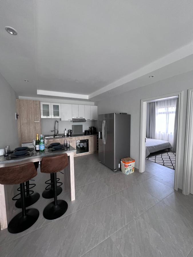 Top-Floor Modern 3Bd Penthouse With Beautiful Mountain View Terrace - 5 Min Walk To Beach Flic en Flac Exterior photo